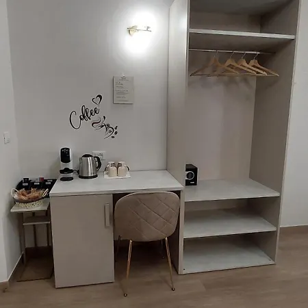 Πανσιόν Madame Μπολόνια