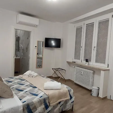 Guest house Madame 3*